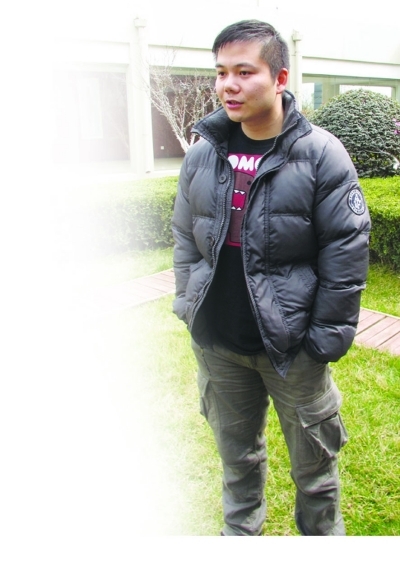 话剧导演何念自编自导拍电影 邀汤唯演爱情片