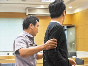 李宗瑞投案自首