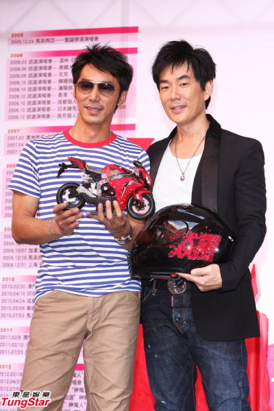 任贤齐年底台北开个唱 放话要穿高根鞋(图)|任