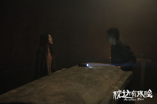 《枕边有张脸》定档614 重现封门惊悚诡事