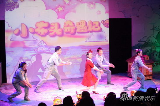 《小布头》六一首演 多媒体互动难度高|小布头