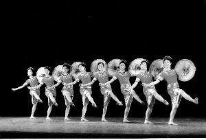 《梦舞南方》荟萃60年经典舞作|南方歌舞团|草