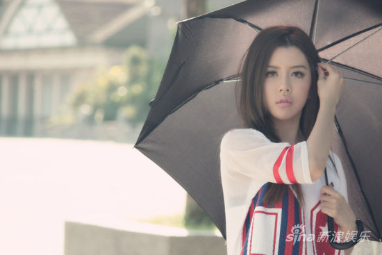 by2发《不哭了》<em>mv</em>+妹妹yumi为爱泪崩