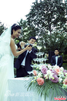 民歌小花旦王相周大婚 好友常思思送祝福