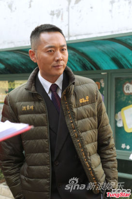 沈晓海当导演很"暴力" 新剧当上官二代