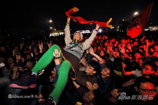 评论:深圳迷笛音乐节的社会温暖实验