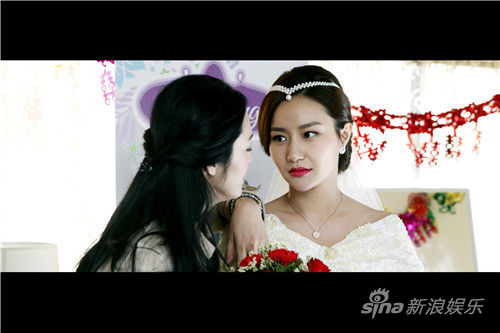 《离婚律师》开播 韩雨芹姚晨闺蜜情深|吴秀波