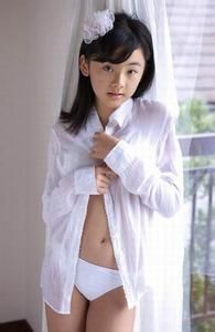 书展6岁<em>美心妹妹</em>露底裤妈妈该担责 |书展|<em>杨铠</em>