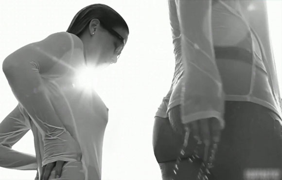 �����ɶ�ǰŮ�ѡ���ɫ�г�ģ�Ŷ�-������Ϊ�Դ�����Ʒ����д�棬ˮ��ʪ���ջ����û�Ȼ��ɡ�