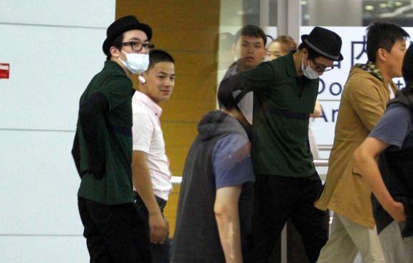 ��ǰ�����˳������������ҹ�ִ��Ϻ���������Ϸ���������ī�������������ڿ���ü�ۡ�