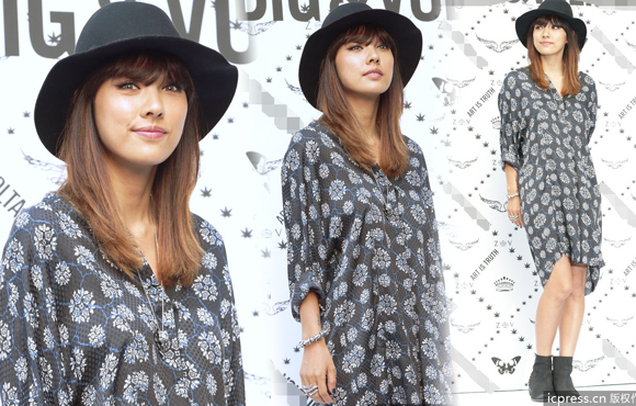 ��Т��ӡ������ȹ���� ͷ����ñʱ������