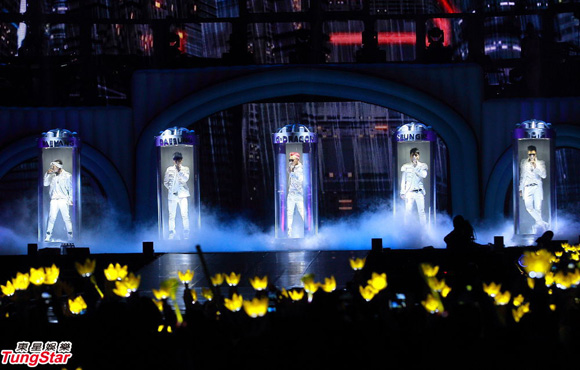 �����������BigBang12��8������ۻ��ȿ����������ֳ�������ϯ����˿high��ȫ����