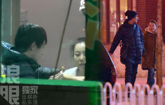 �ָ���������Ů������ ����ɢ������