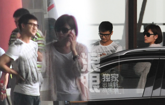 ���ң�����Ҷһ��æ��͵�� ��װ�����뾩