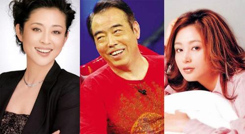 左起依次为倪萍,陈凯歌,陈红当年倪萍和导演陈凯歌在一起将近10年