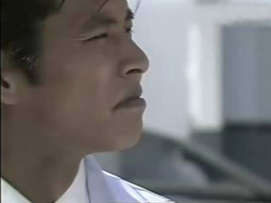 资料图片:日剧《回首又见他》精彩剧照(29)