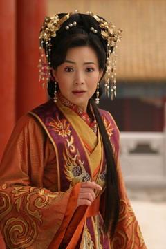 资料图片:电视剧《恶妻在身边》精彩剧照(50)