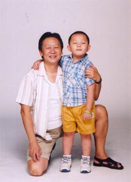 资料图片:电视剧《亲子情未了》精彩剧照(14)