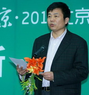 青艺节发布会-青艺团团长崔宁