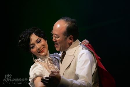 资料图片:话剧《日出》精彩剧照(6)