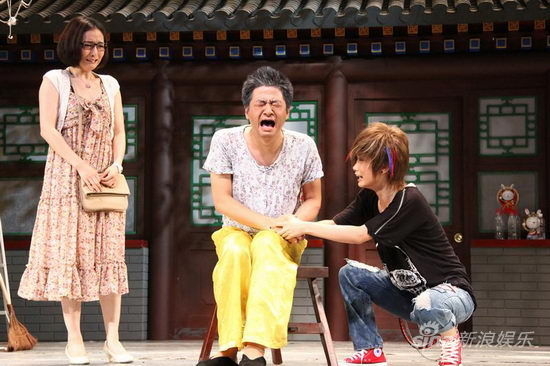 ���ص��ϸ�����Ů�������ɻƻ��������������ң���Ȱ����