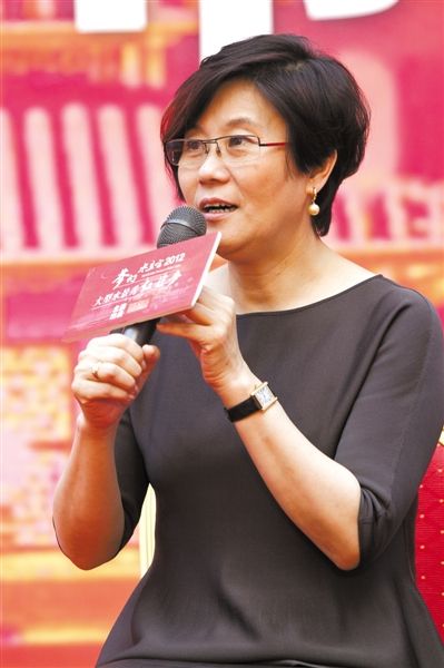 李少红昨日在水立方宣布将打造全新水景秀《红楼梦》