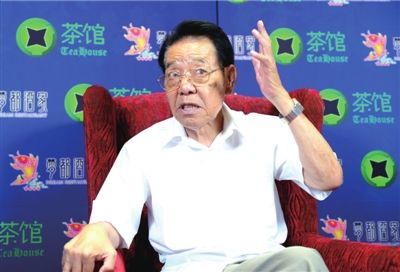 单老说只要老百姓喜欢,评书就不会消亡。 本报记者 胡雪柏 摄