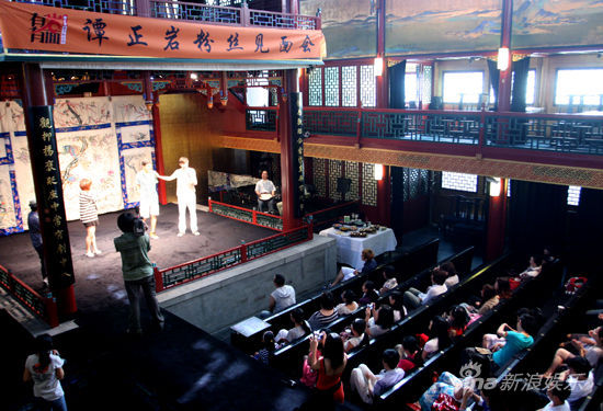 图文:谭正岩粉丝见面会-现场布置用心