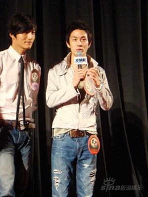 李承铉出席《功夫熊猫》首映 语言无碍期待成龙