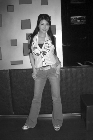 杨丽菁:做打星只为想做女主角 有时要靠止痛针