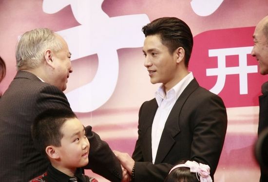 陈坤与钱学森之子钱永刚
