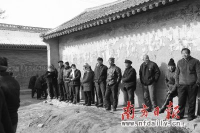  2011�꣬���������Ӿ硶��¹ԭ������ʱ��Ⱥ����Ա��CFPͼƬ