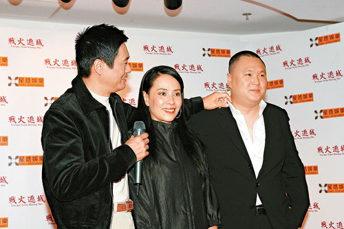 组图:周润发夫妇亮相《黄石的孩子》香港首映