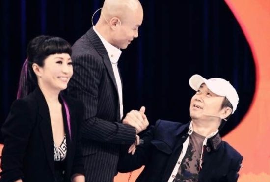 央视《首席夜话》改版 乐嘉央视首秀访崔健|乐