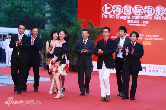 图文:上海电影节开幕红毯--《南极料理人》剧组