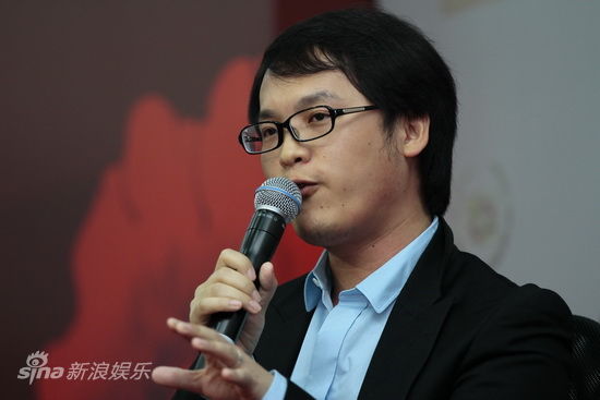 新浪娱乐主编张晗