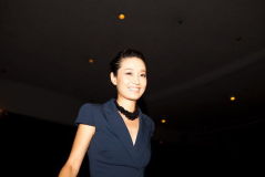 �������Ӱ�ڱ�Ļ��ΰ�����P��������(��ͼ)