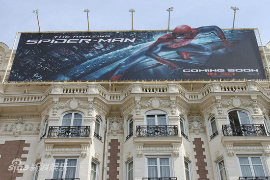 ������֩������