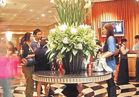 小s不怕老公泡夜店 录《康熙》一千集有感而发