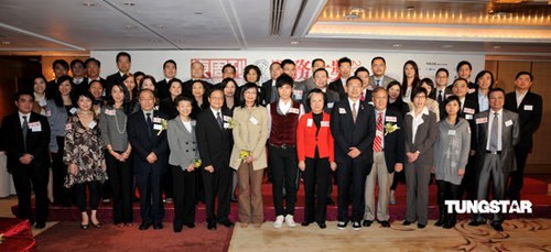 古巨基当选香港服务奖“2010年慈善之星”