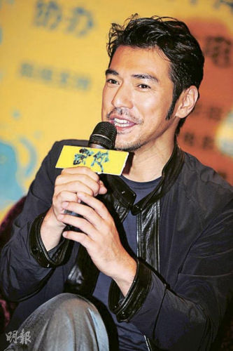 ����俪ǻ��������������ձ�ģ�سɻ�(ͼ)