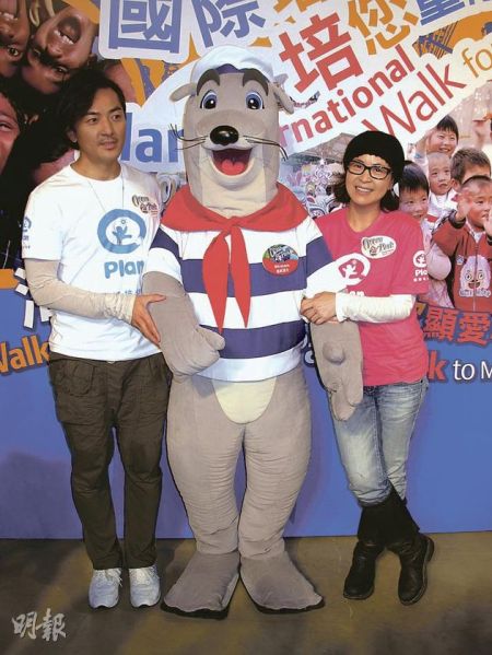 郑伊健受访不谈婚事 避免被指借此宣传