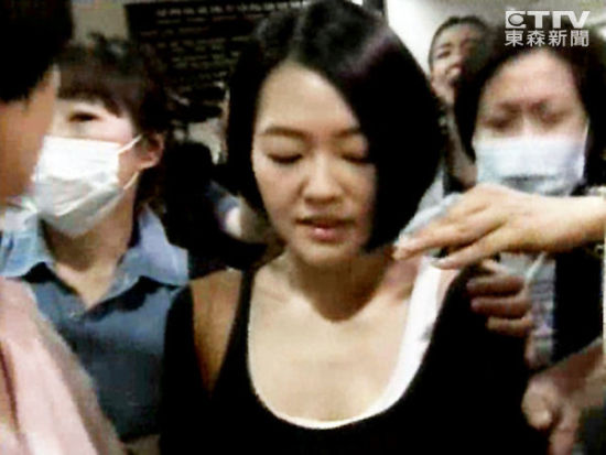 小s约谈结束被地检署请回 未被列为被告