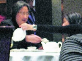 钟楚红夜会翻版陈可辛【图】