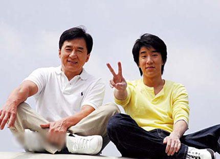 成龙为禁毒大使 希望全世界孩子不吸毒