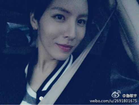 韩星鲁敏宇凌晨刷屏耍帅 笑转香艳图(图)|鲁敏