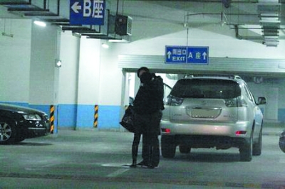 《南京南京》成红娘 导演陆川演员秦岚恋上了