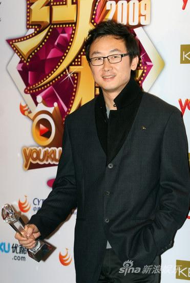 陆川获年度文化贡献红人 刘仪伟幽默代发感言