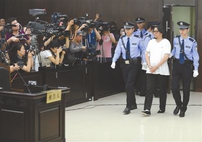 高晓松酒令智昏劝诫公众“以我为戒”