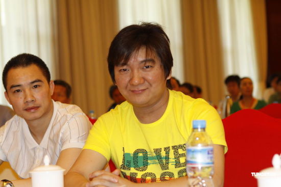 网络歌手杨臣刚